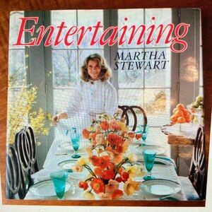 Entertaining Martha Stewart 1982 Hardcover EUC